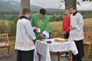 Vysvätenie Mäsiarovho Kríža 5. októbra 2014 Vysvätenie Mäsiarovho Kríža 5. októbra 2014